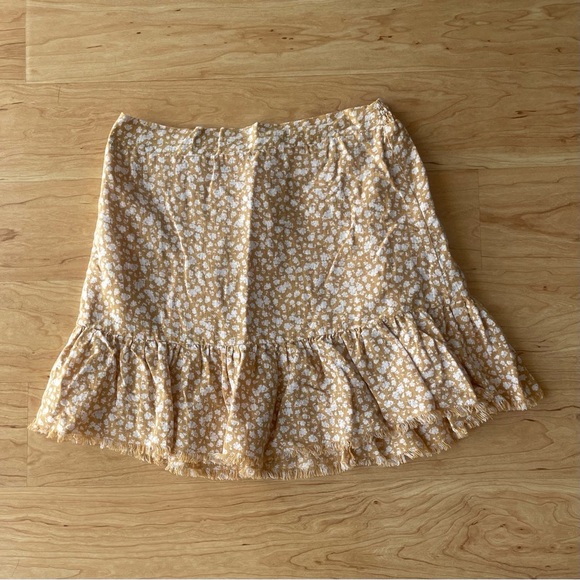 |Cotton On| Ruffled Floral Mini Skirt Size M - Picture 2 of 6